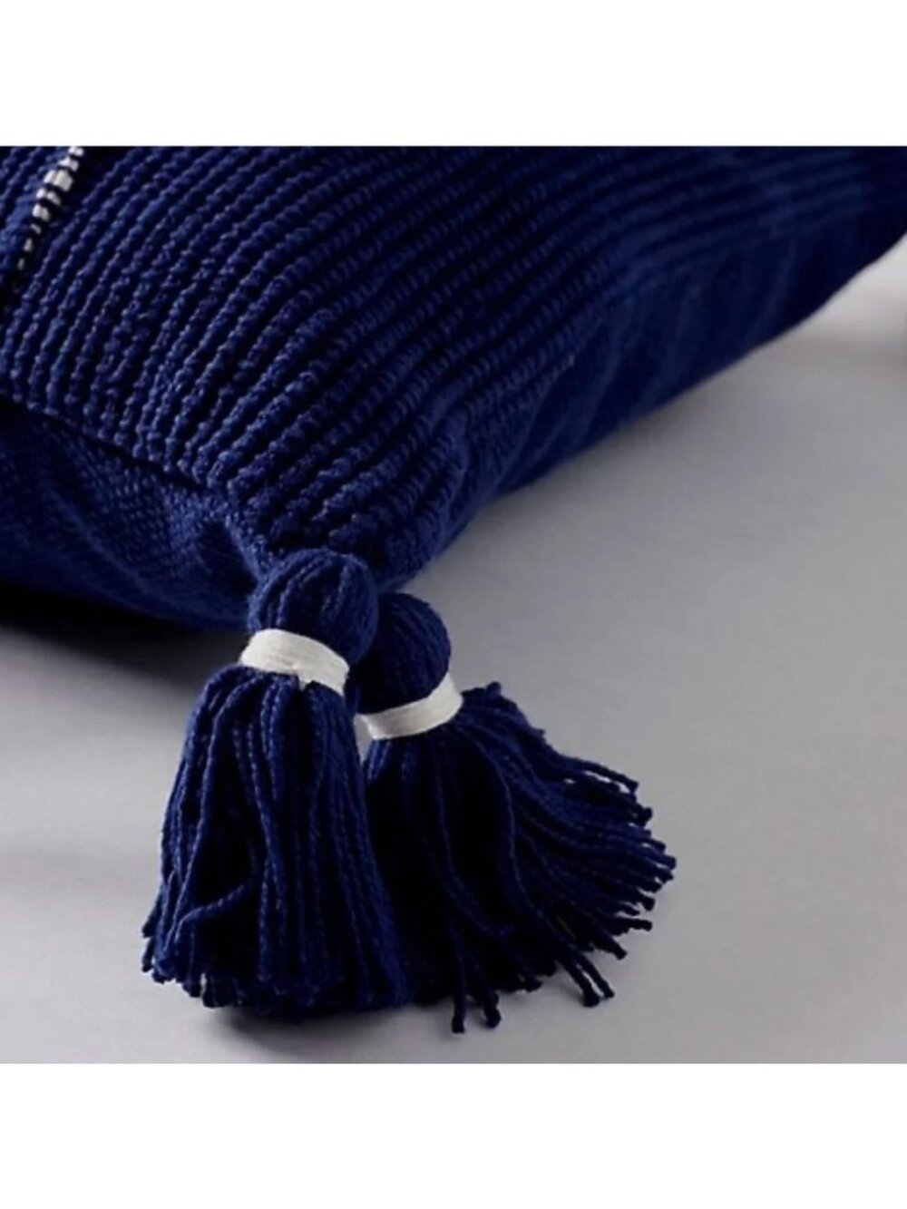 NWT Anthropologie Fabina Tasseled Home Decor Pillow Navy Blue 20 x 20 $88 [jb] - Picture 3 of 8